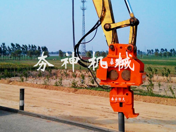 VC-D系列多功能液壓振動夯實機